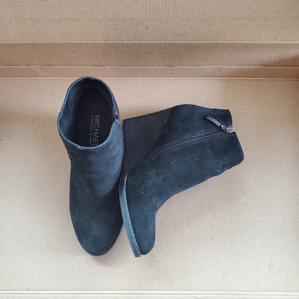 Black suede wedge boots sz 6.5M